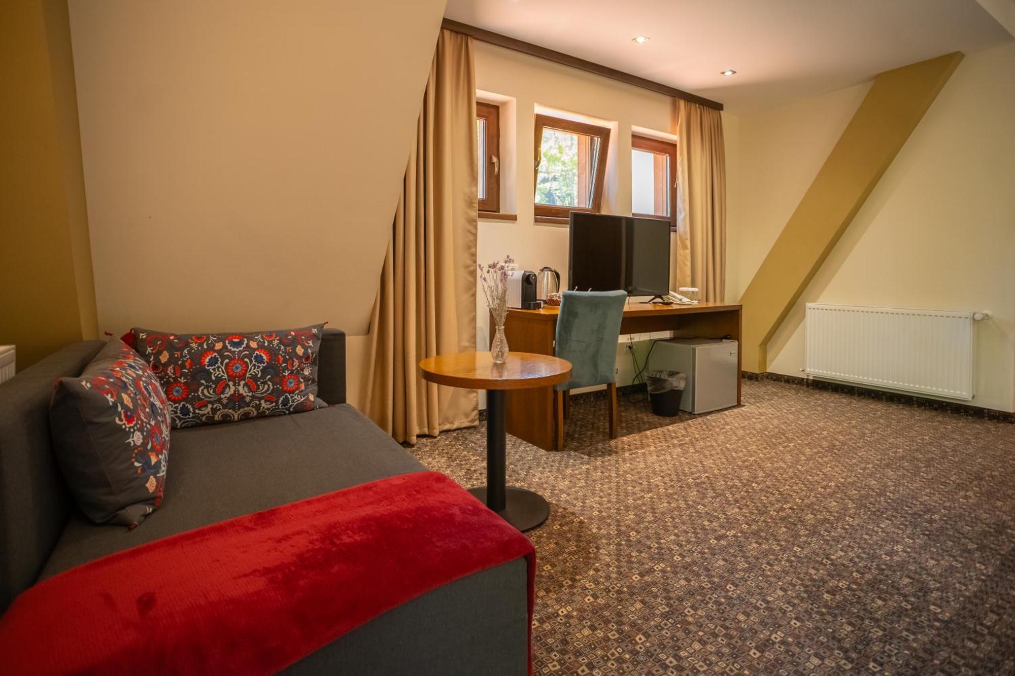 오푸스 빌라 시나이아 외부 사진 A typical room at the hotel